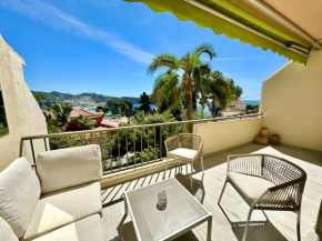 Tropicana de CalaizaBay, La Herradura